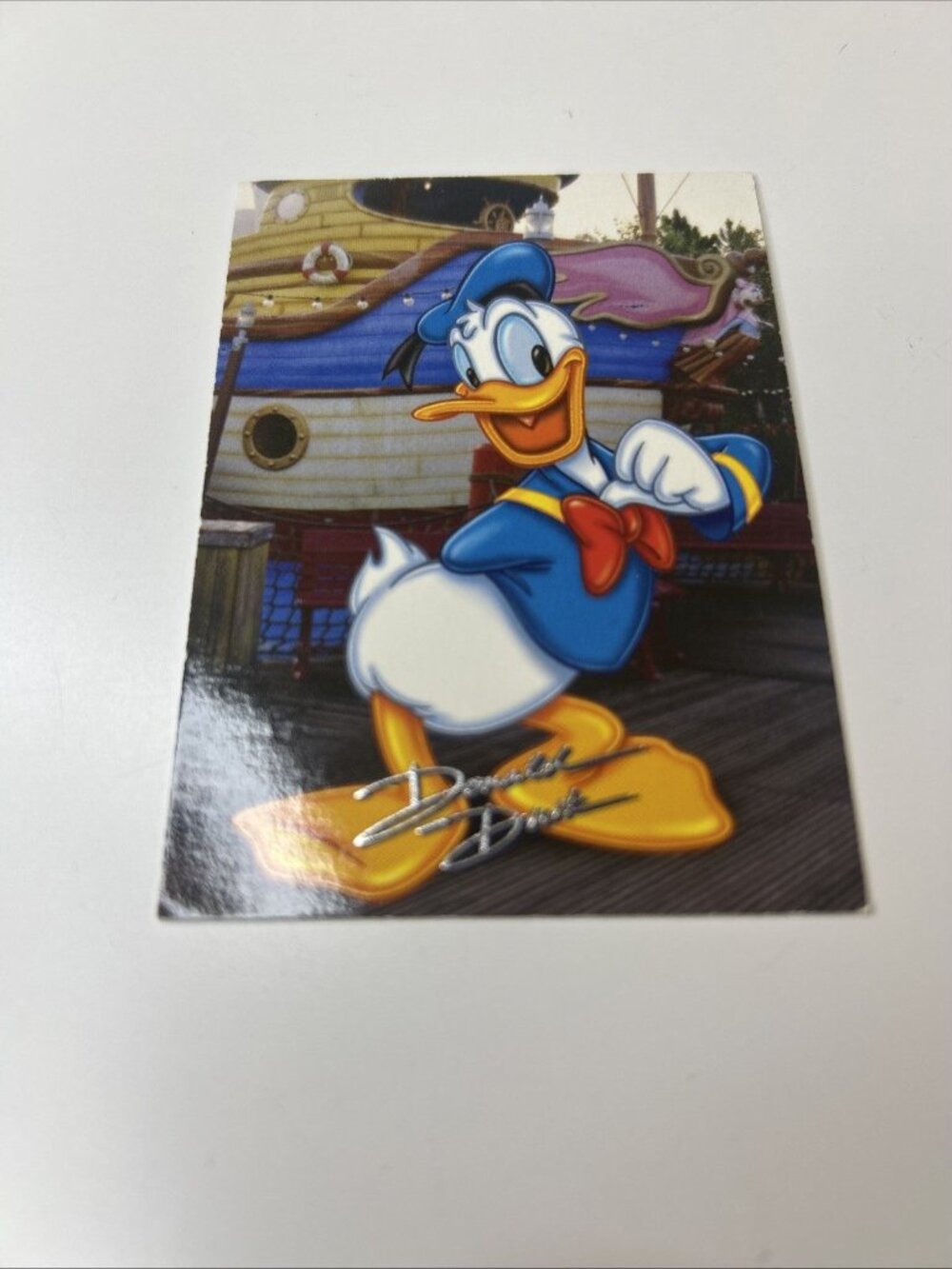 2001 Disney World Signature Series 1 Donald Duck Ultra Rare Holo Card - Picture 2 of 3